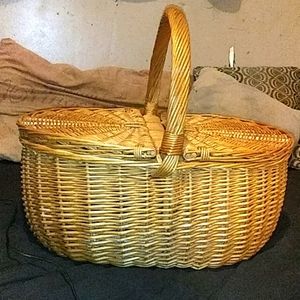 Picnic basket